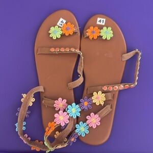 Sandals w Flowers
